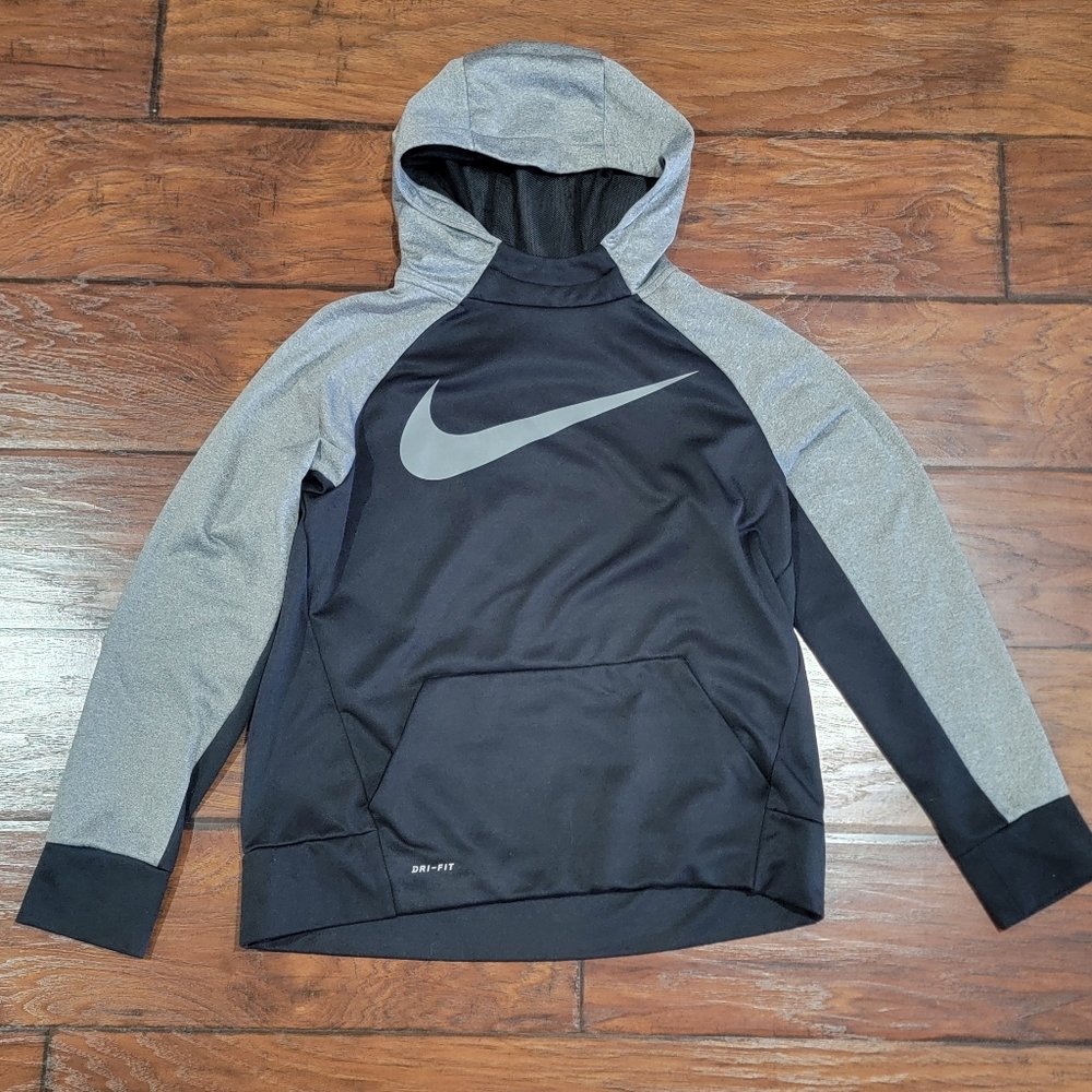 Nike dri-fit hoodie